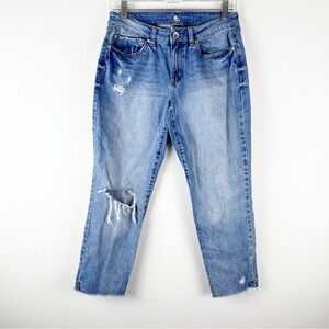 Distressed Capri Jeans